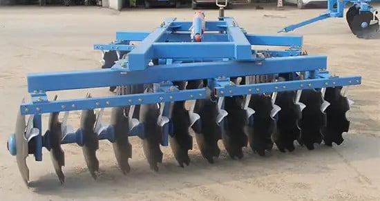 Combined Soil Preparation Machine Heavy Duty Disc Harrow Axle 4.5m 5.2m 5.6m Wide