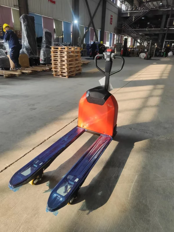 Lithium Battery Powered CD15 – 1.5 ton Electric Pallet Jack