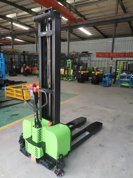 1.6 Ton Self Lifting Electric Pallet Truck.