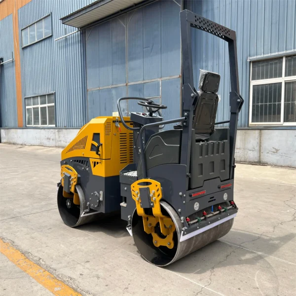 2 Ton Full Hydraulic Vibratory Road Roller – Self-Propelled for Maximum Efficiency