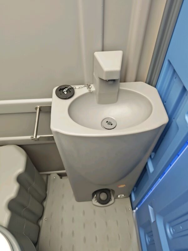 VIP HDPE Portable Toilet – Luxury Foldable Chemical Bathroom for Outdoor Events & Camping