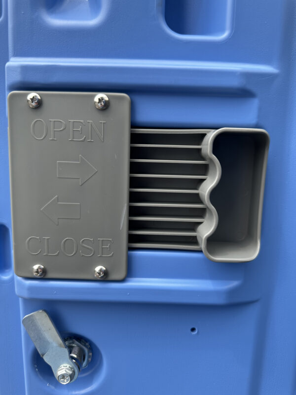 HDPE Outdoor Portable Toilet – Prefab, Eco-Friendly, Mobile Sanitation Unit