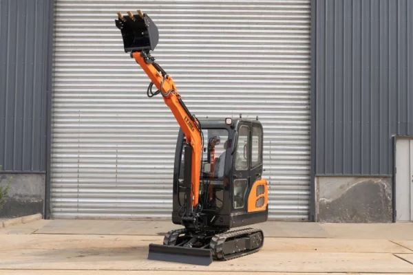 1.8 ton Excavator, 0.025(m³) Bucket Capacity, 7.5(Kn) Max Digging Force-Lte61-b4